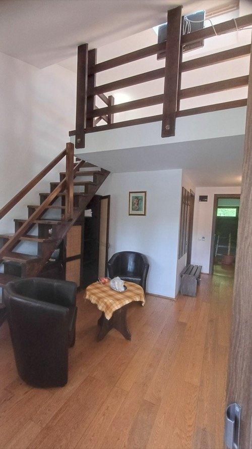 Camera 3 – Cameră Duplex Junior — ground floor, view toward entrance
