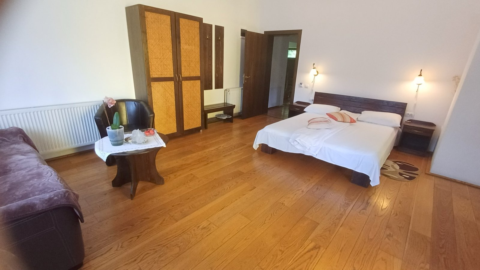 Room 2 — alternate view