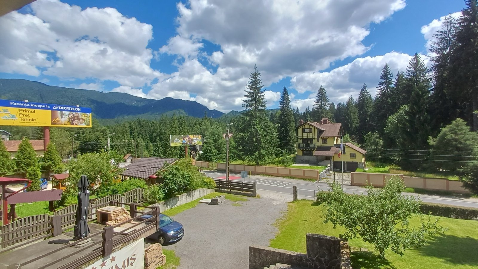 Room 3 – Junior Duplex — balcony view