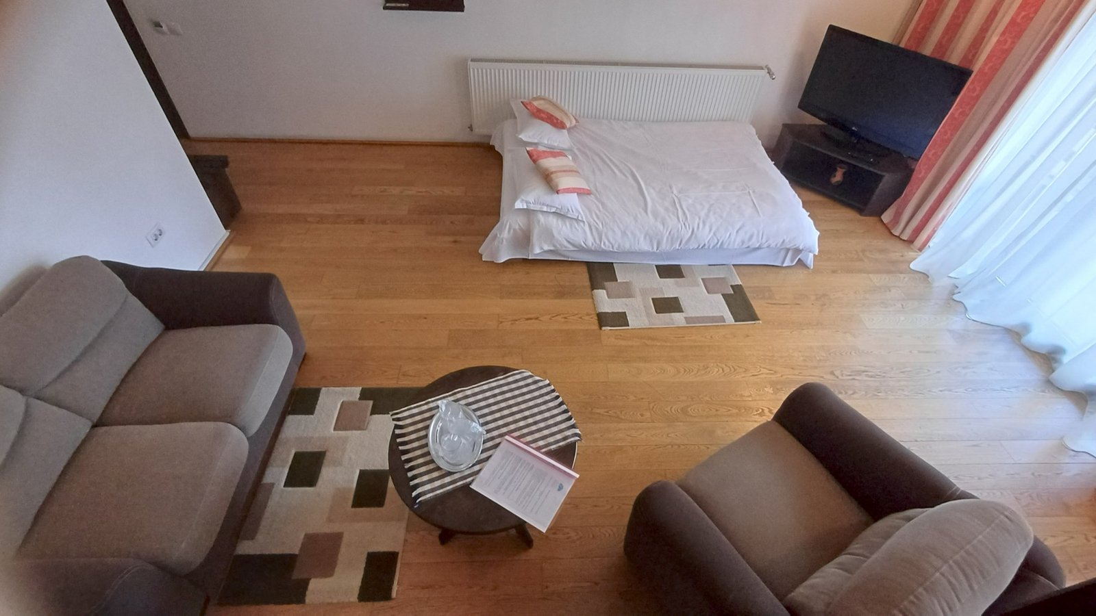 Room 5 – Duplex Superior — overview from the loft